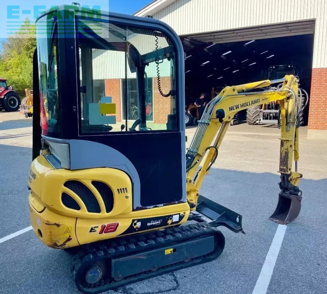 New Holland e 18 c - Otros maquinaria: foto 4 New Holland e 18 c - Otros maquinaria: foto 4