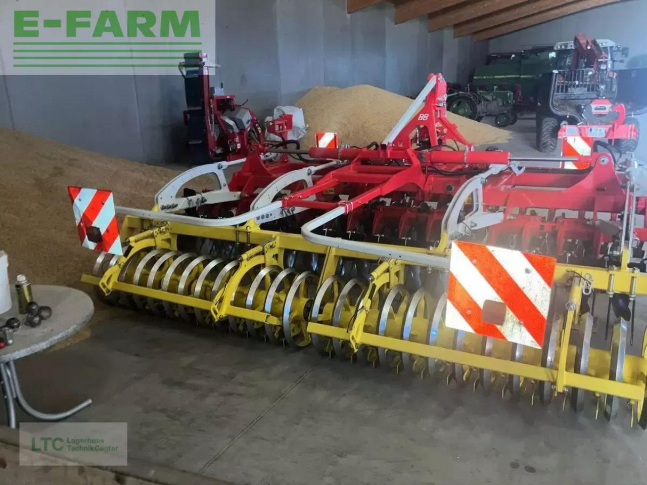 Pöttinger terradisc 4001k - Equipo para trabajo del suelo: foto 4 Pöttinger terradisc 4001k - Equipo para trabajo del suelo: foto 4