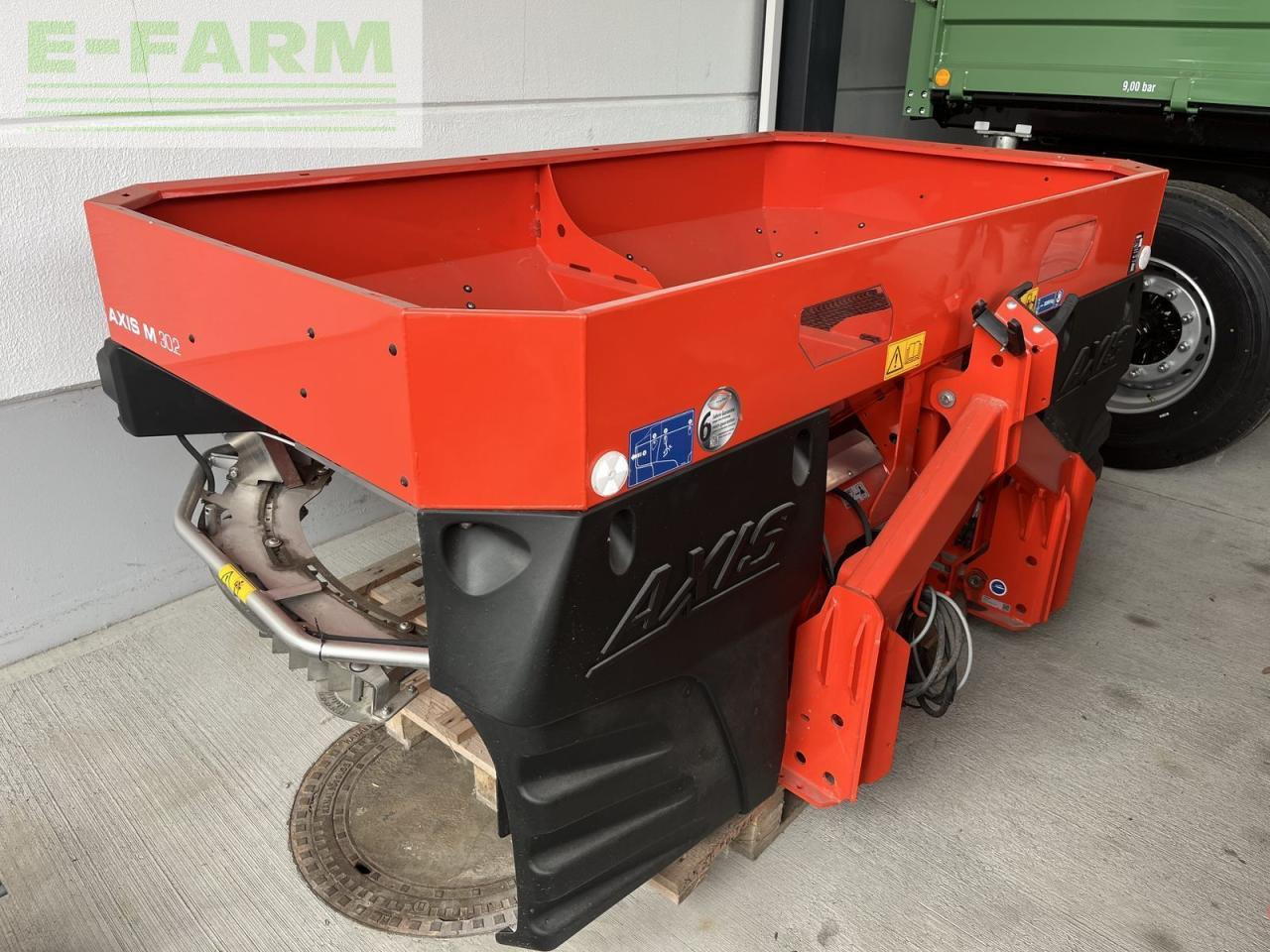 Rauch axis m 30.2 emc + w isobus - Esparcidor de fertilizantes: foto 1 Rauch axis m 30.2 emc + w isobus - Esparcidor de fertilizantes: foto 1