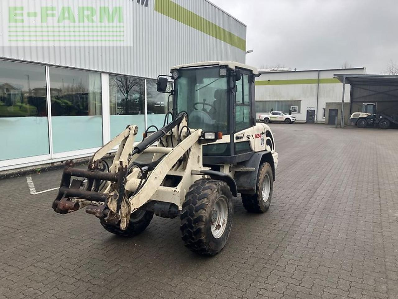 Schaeff skl 824 - Miniexcavadora: foto 4 Schaeff skl 824 - Miniexcavadora: foto 4