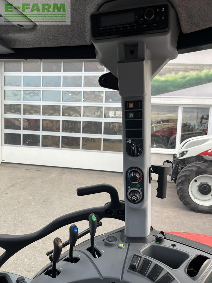 Steyr 4055 kompakt s (stage v) S - Tractor: foto 3 Steyr 4055 kompakt s (stage v) S - Tractor: foto 3