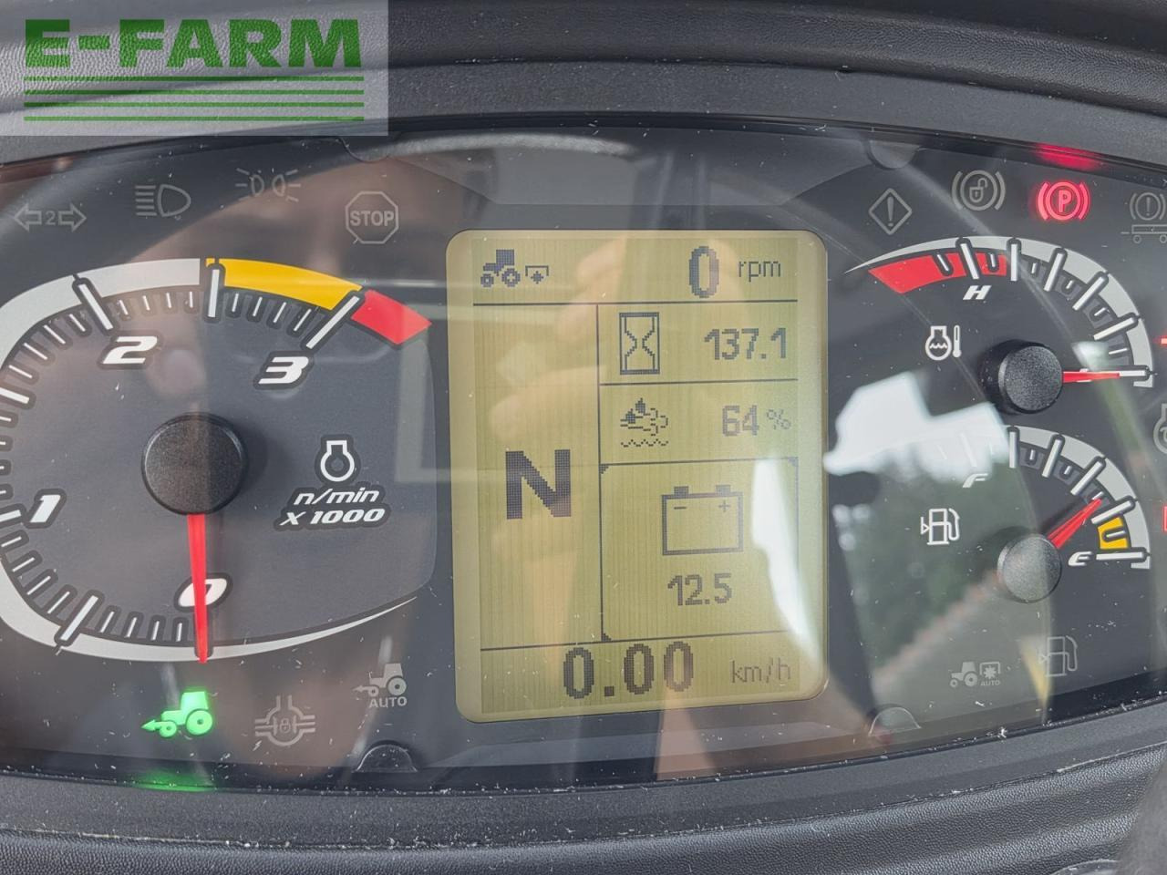 Tractor Steyr 4110 kompakt (stage v): foto 19