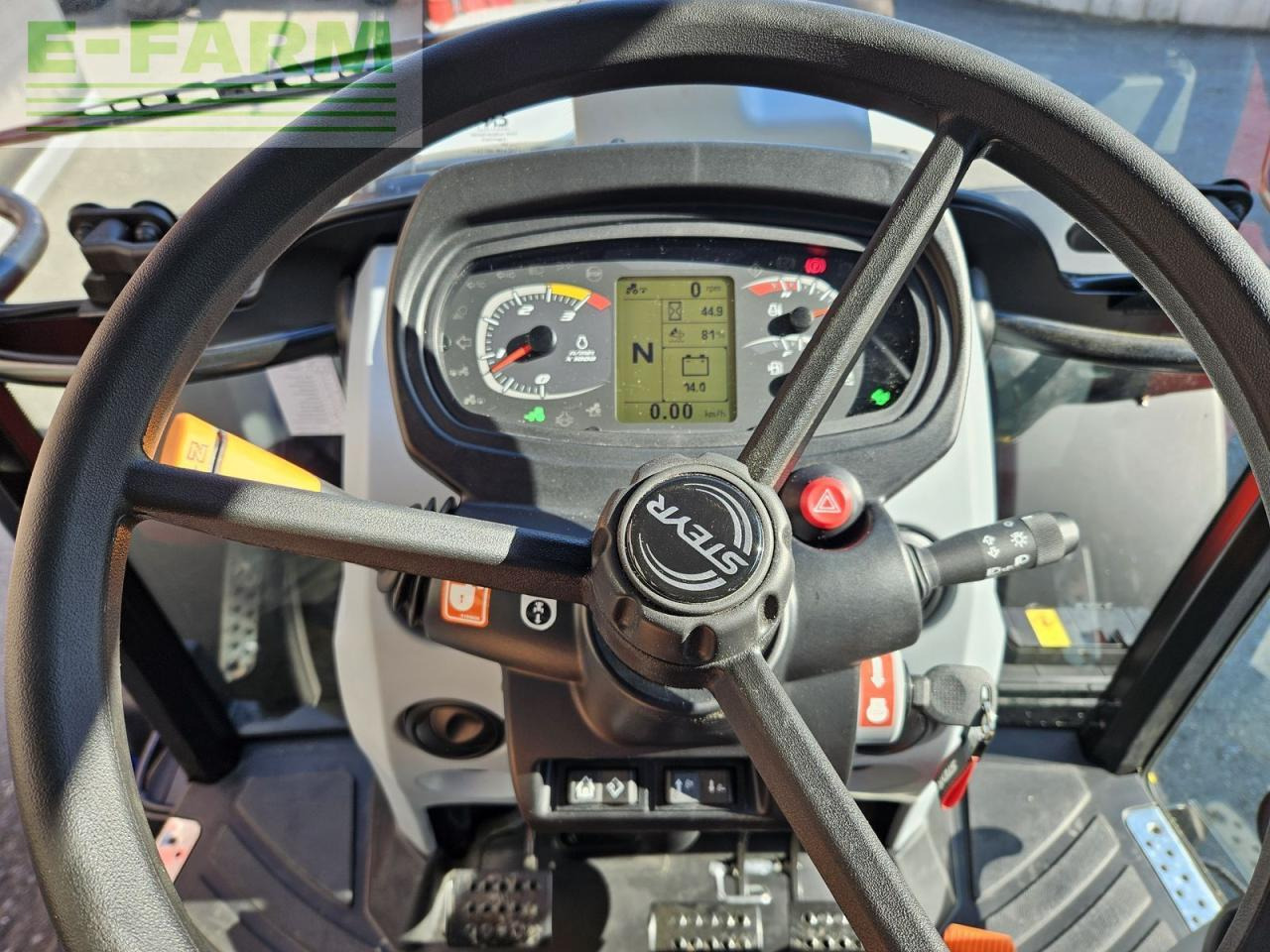 Tractor Steyr 4110 kompakt (stage v): foto 14