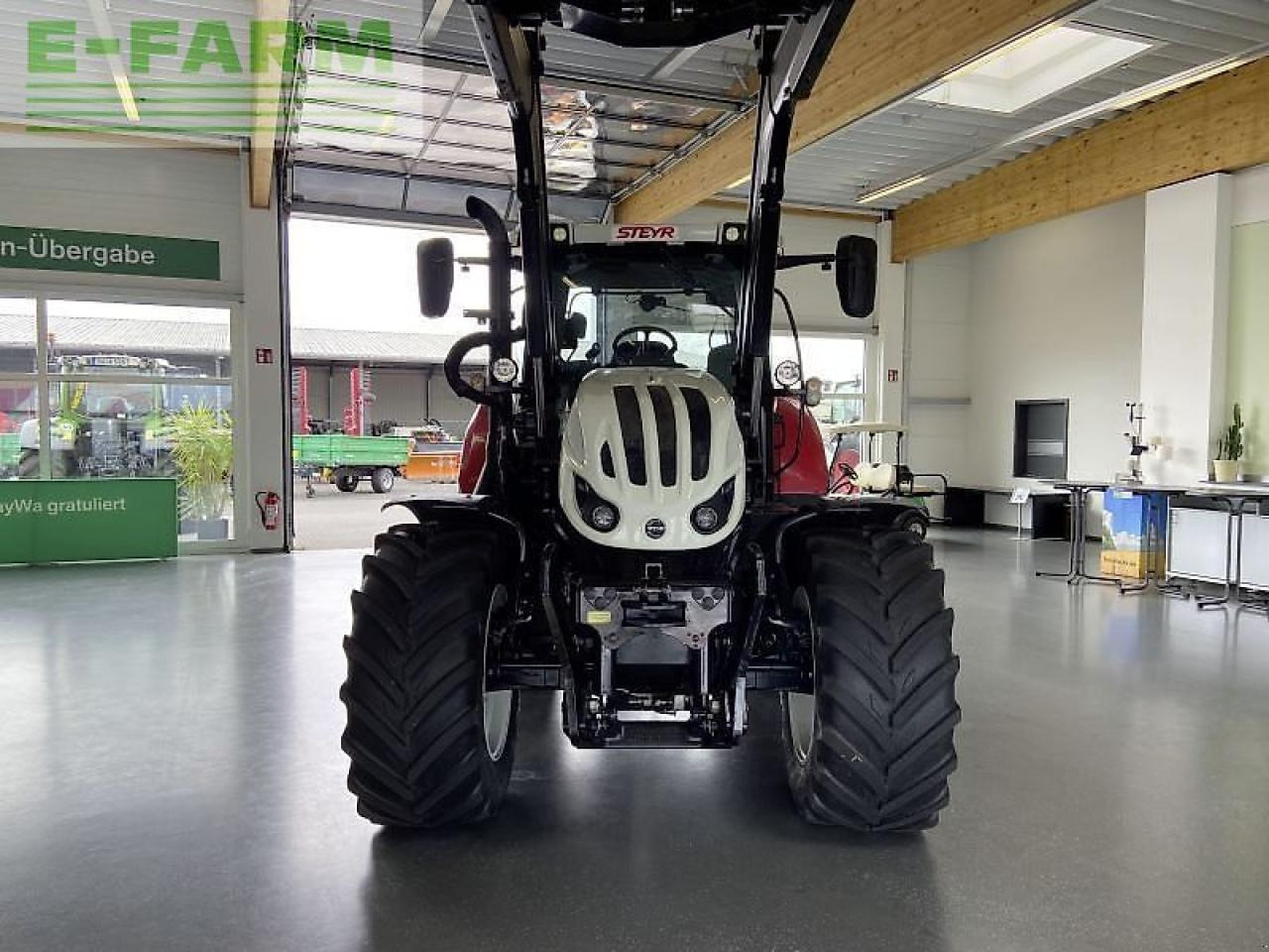 Steyr 4145 profi cvt CVT - Tractor: foto 4 Steyr 4145 profi cvt CVT - Tractor: foto 4