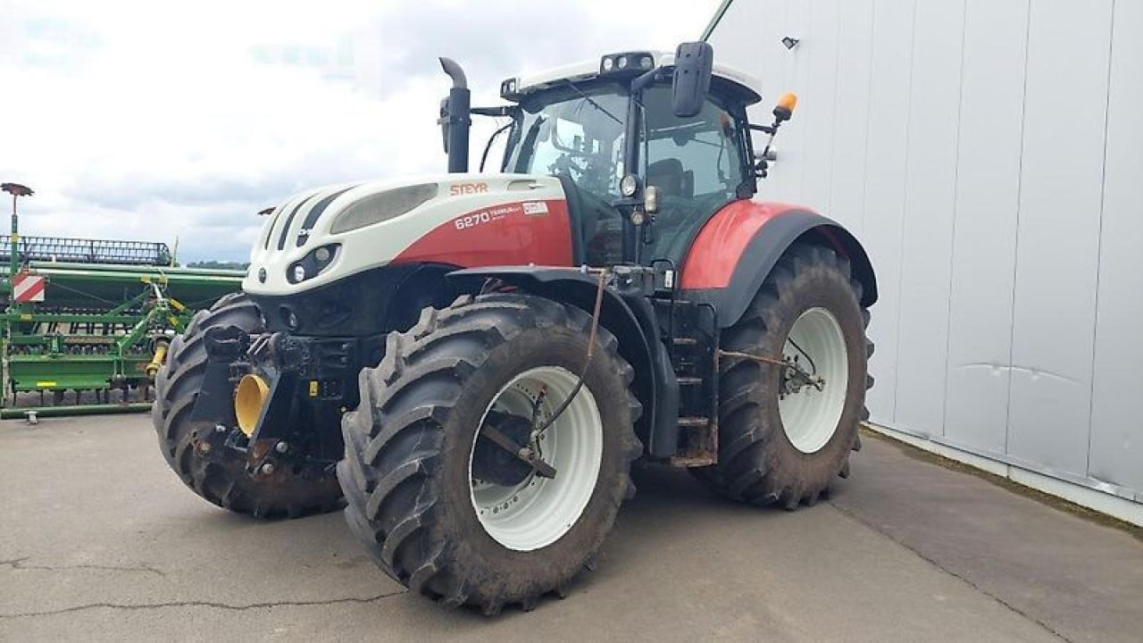 Steyr 6270 terrus cvt CVT - Tractor: foto 1 Steyr 6270 terrus cvt CVT - Tractor: foto 1
