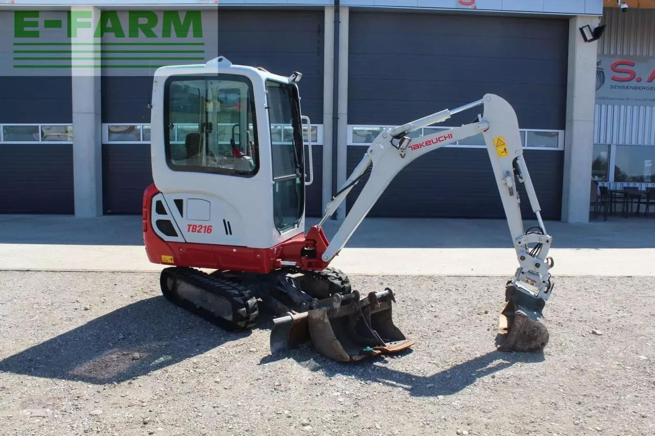 Takeuchi minibagger tb 216 mit powertilt - Miniexcavadora: foto 4 Takeuchi minibagger tb 216 mit powertilt - Miniexcavadora: foto 4