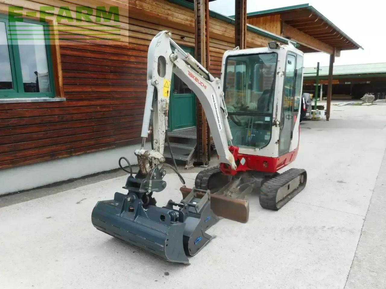 Takeuchi tb 216 ( 1.865kg ) schnellwechsler neu! löffel - Miniexcavadora: foto 2 Takeuchi tb 216 ( 1.865kg ) schnellwechsler neu! löffel - Miniexcavadora: foto 2