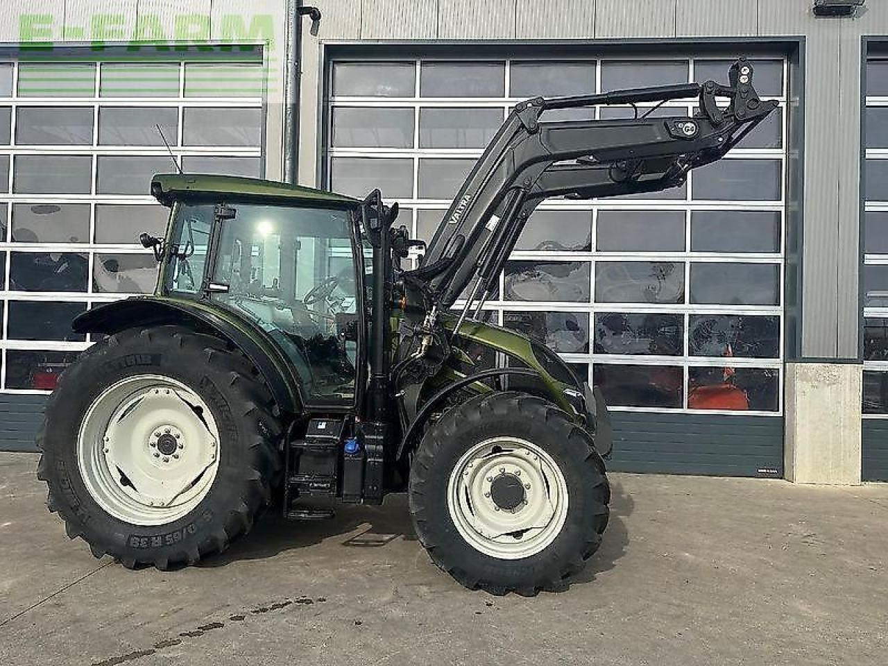 Valtra a105 - Tractor: foto 2 Valtra a105 - Tractor: foto 2