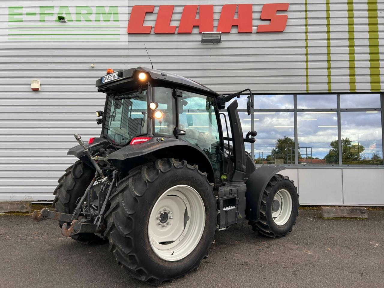 Valtra g 105 - Tractor: foto 3 Valtra g 105 - Tractor: foto 3