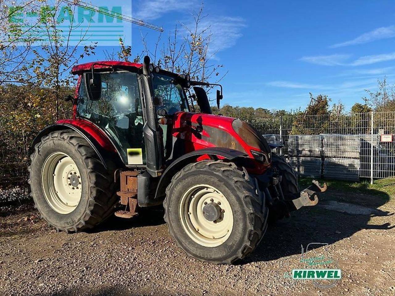 Valtra n 104 - Tractor: foto 1 Valtra n 104 - Tractor: foto 1