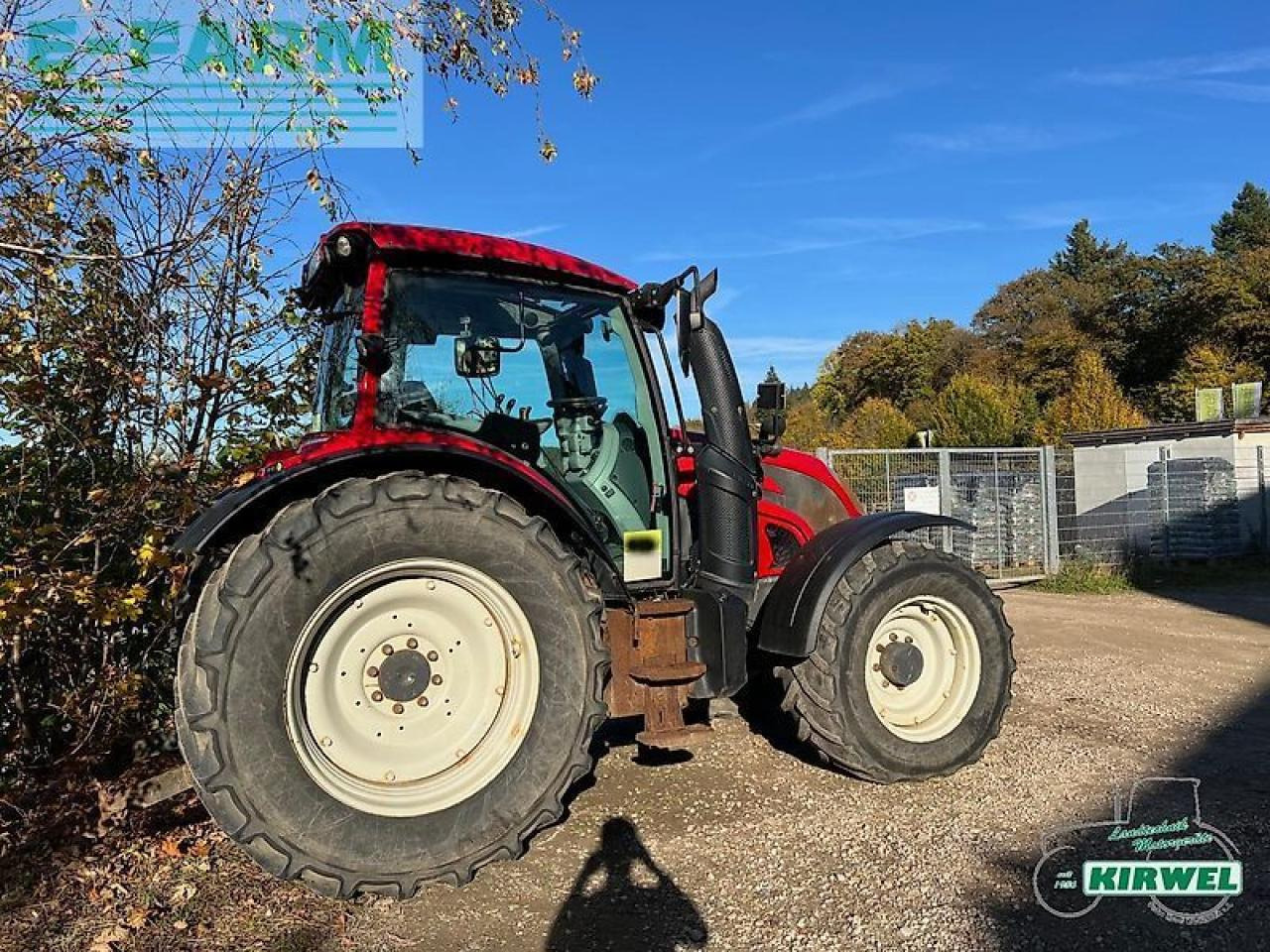 Valtra n 104 - Tractor: foto 4 Valtra n 104 - Tractor: foto 4