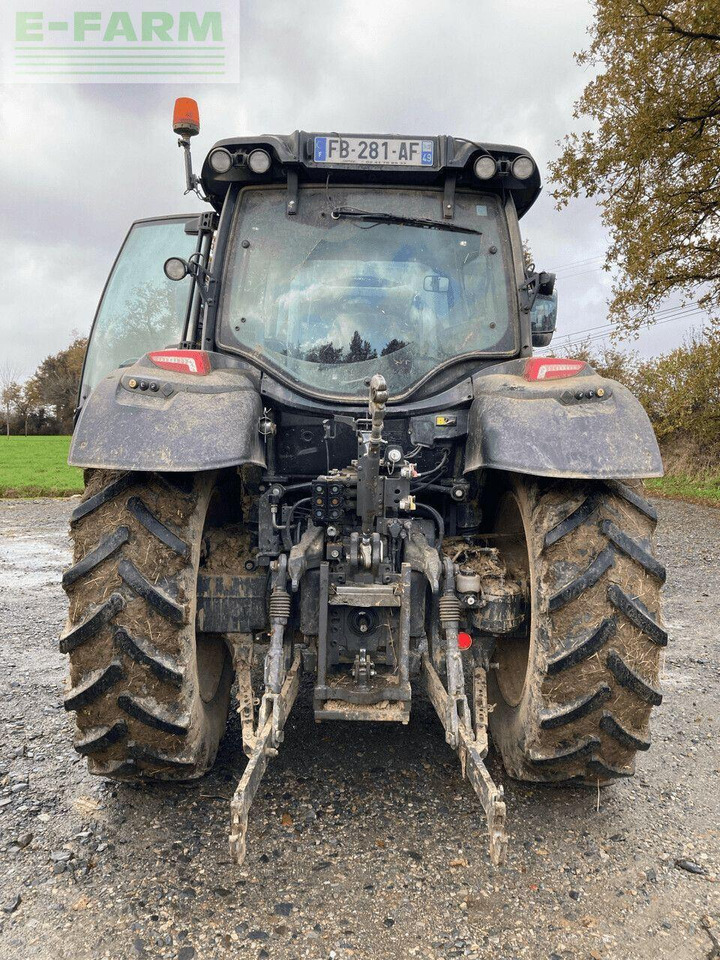 Valtra n 134 - Tractor: foto 4 Valtra n 134 - Tractor: foto 4
