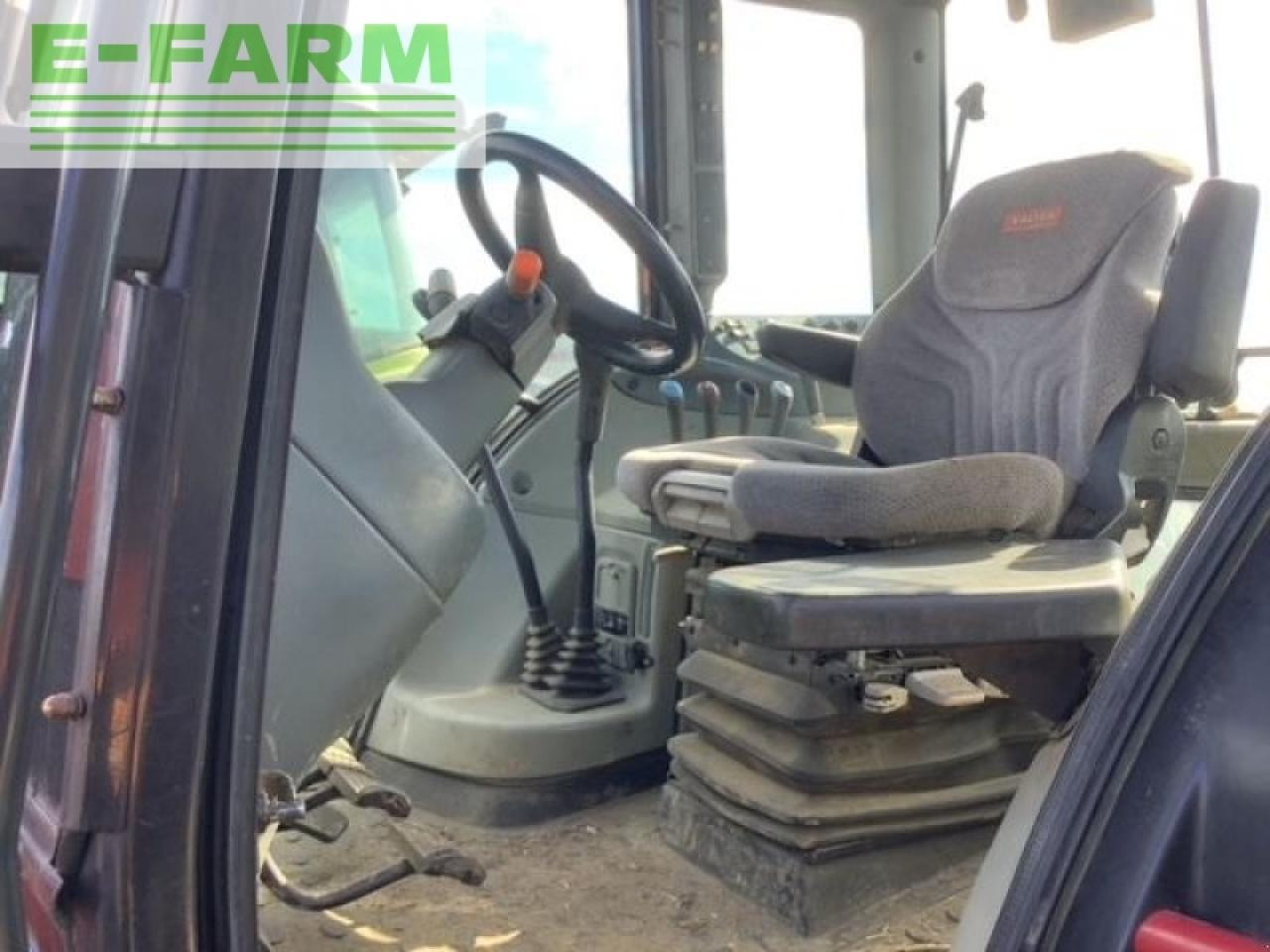Valtra n111 hitech HiTech - Tractor: foto 4 Valtra n111 hitech HiTech - Tractor: foto 4