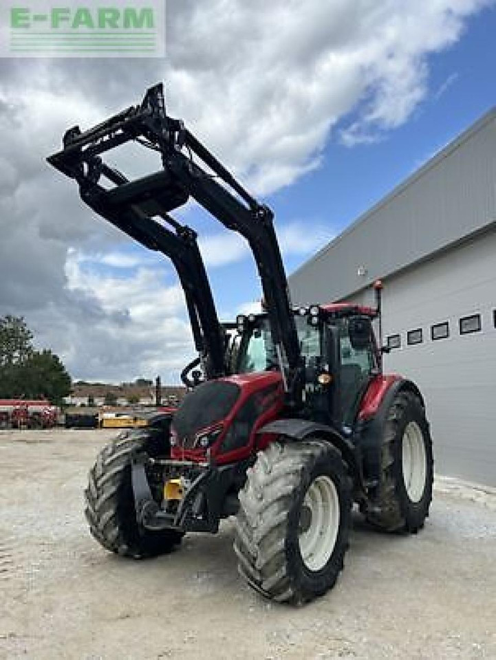 Valtra n134a - Tractor: foto 2 Valtra n134a - Tractor: foto 2