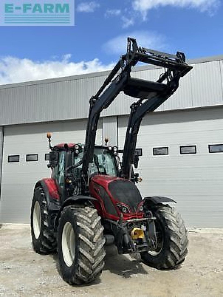 Valtra n134a - Tractor: foto 1 Valtra n134a - Tractor: foto 1