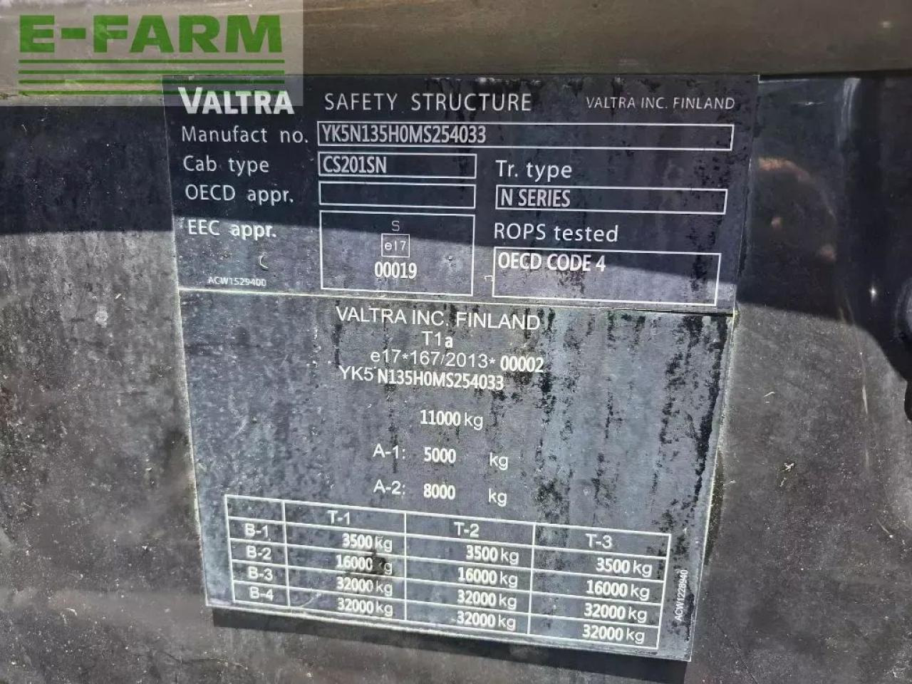 Valtra n135 - Tractor: foto 2 Valtra n135 - Tractor: foto 2