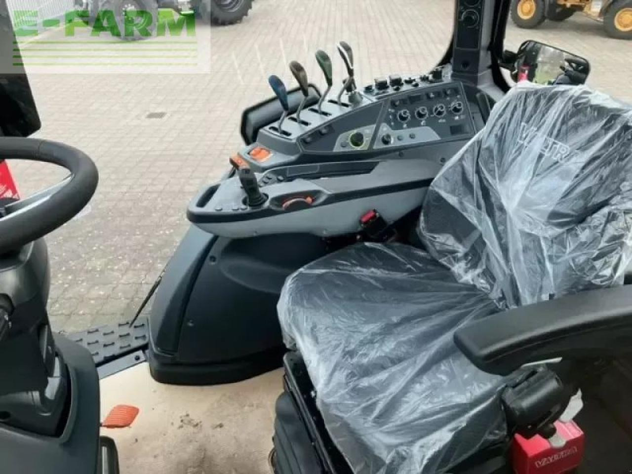 Valtra n155ea - Tractor: foto 4 Valtra n155ea - Tractor: foto 4