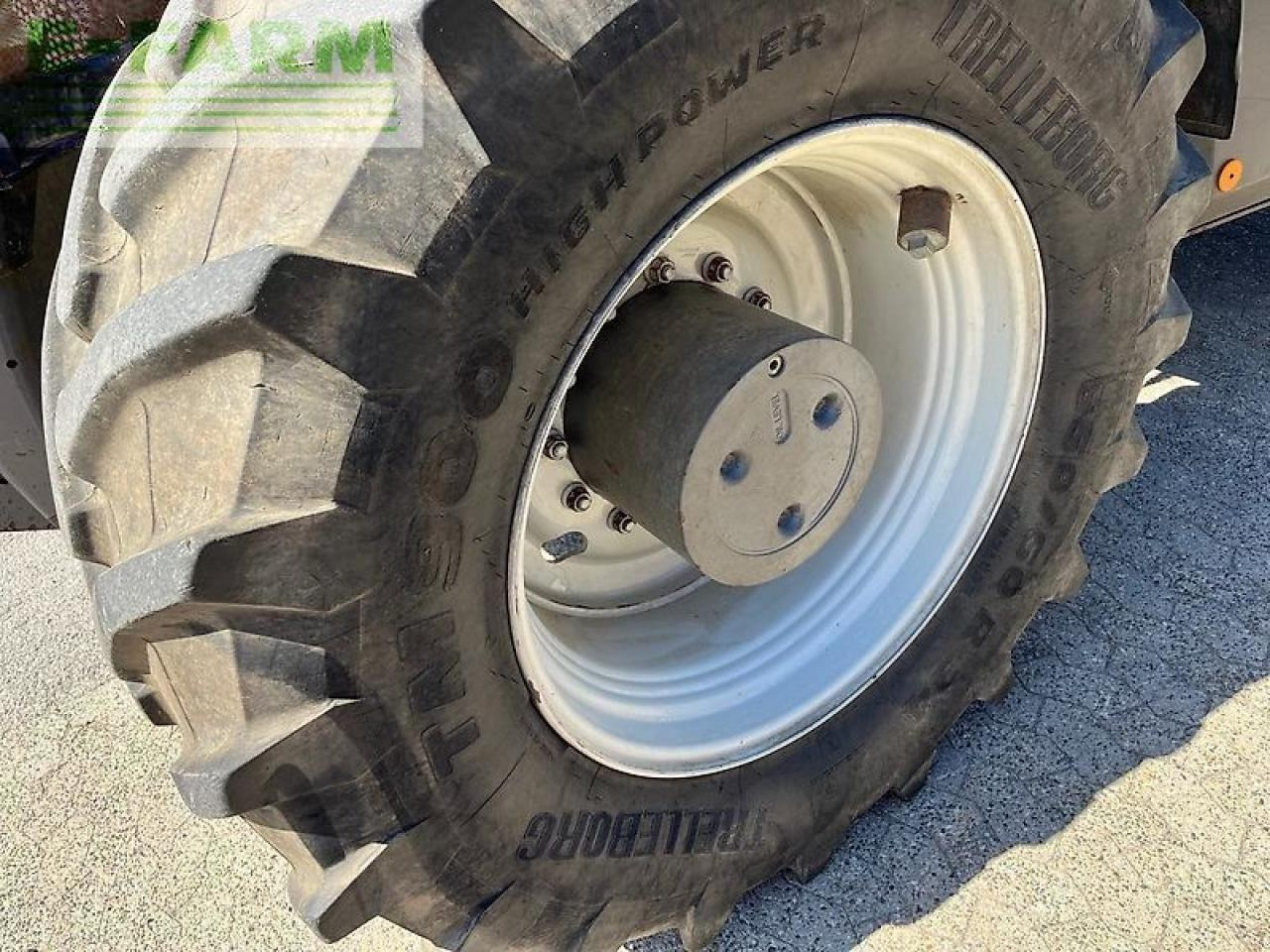 Valtra s394 - Tractor: foto 4 Valtra s394 - Tractor: foto 4