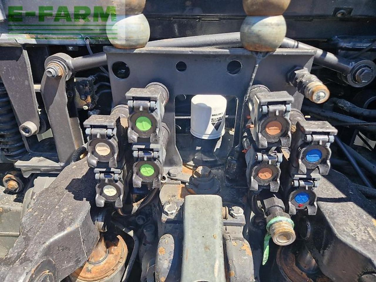 Tractor Valtra t151 hitech: foto 15