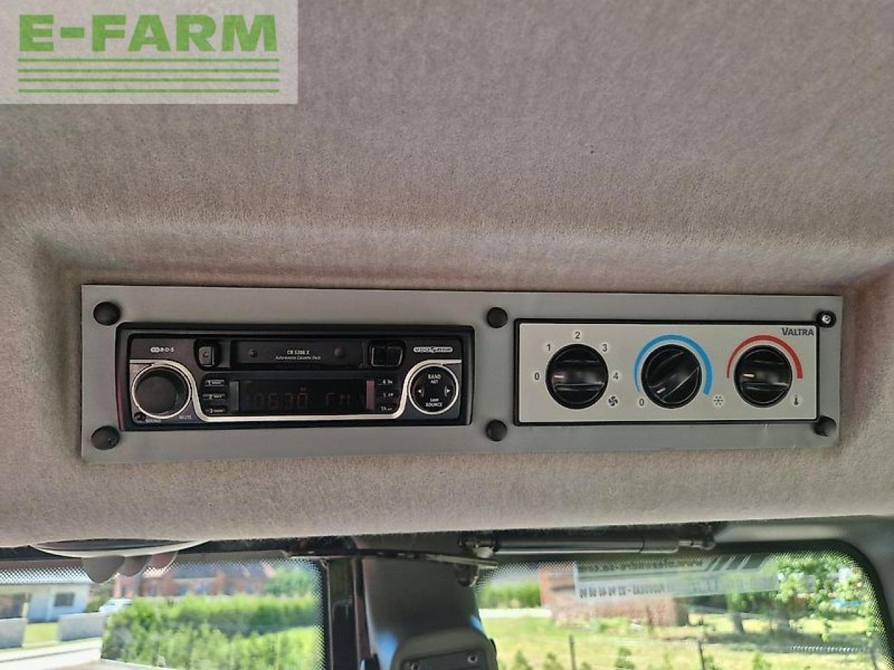 Tractor Valtra t151 hitech: foto 10