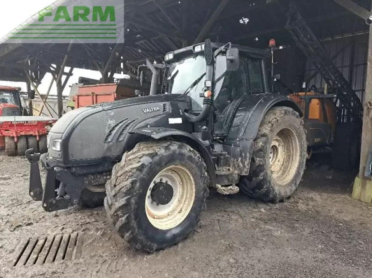 Valtra t172 - Tractor: foto 1 Valtra t172 - Tractor: foto 1