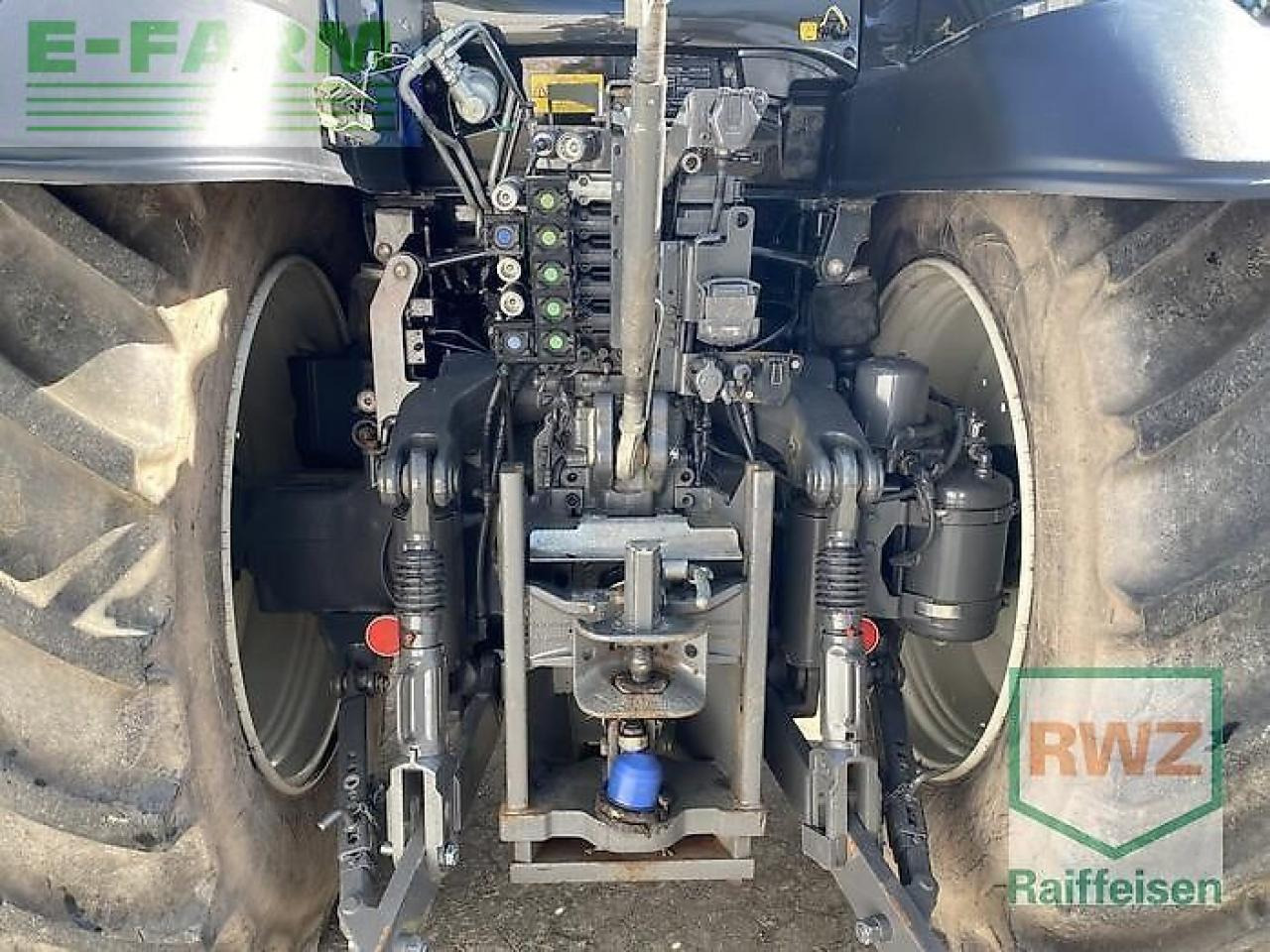 Valtra t174e direct Direct - Tractor: foto 4 Valtra t174e direct Direct - Tractor: foto 4