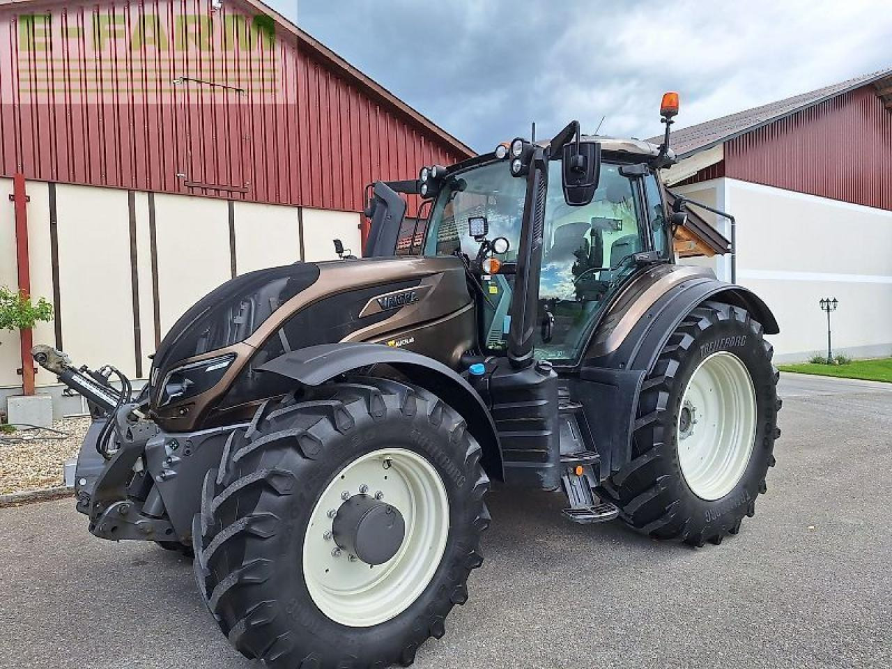 Valtra t214 direct (stufe v) Direct - Tractor: foto 2 Valtra t214 direct (stufe v) Direct - Tractor: foto 2