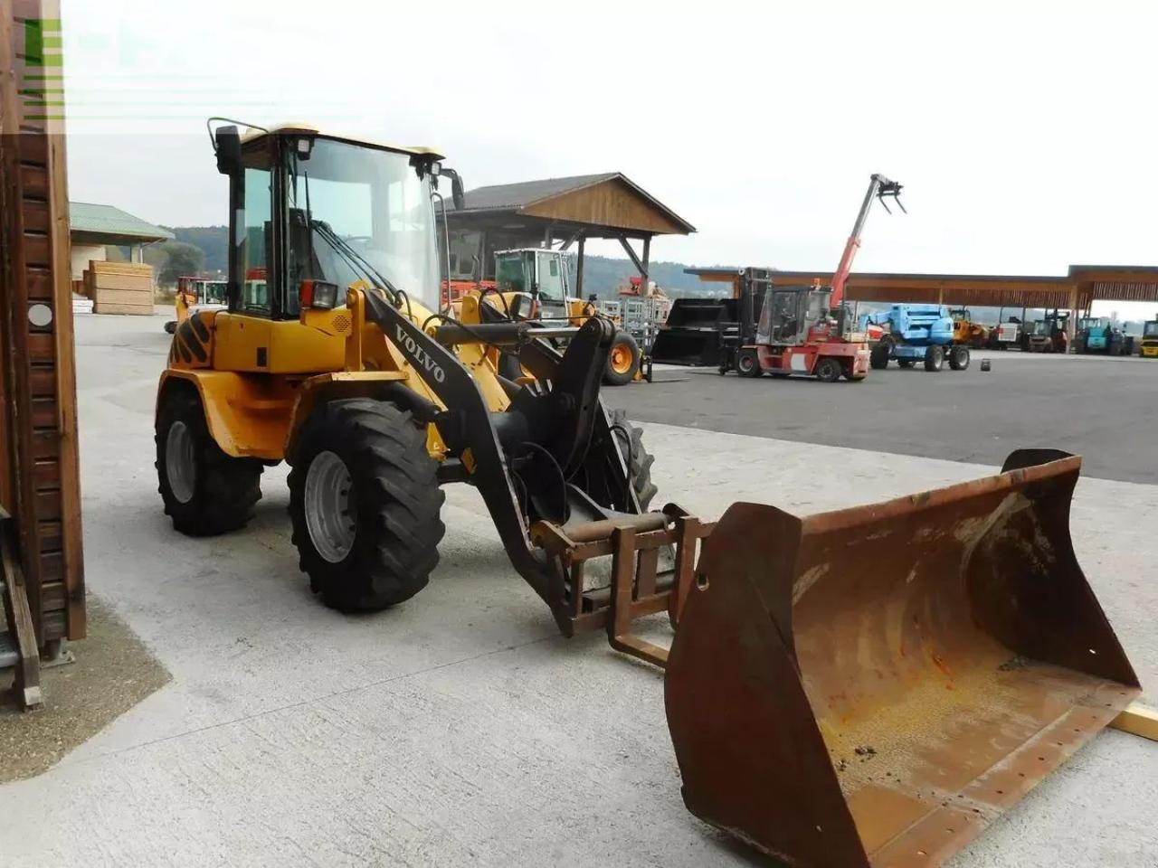 Volvo l35b-z/s ( 6.650kg ) - Miniexcavadora: foto 5 Volvo l35b-z/s ( 6.650kg ) - Miniexcavadora: foto 5