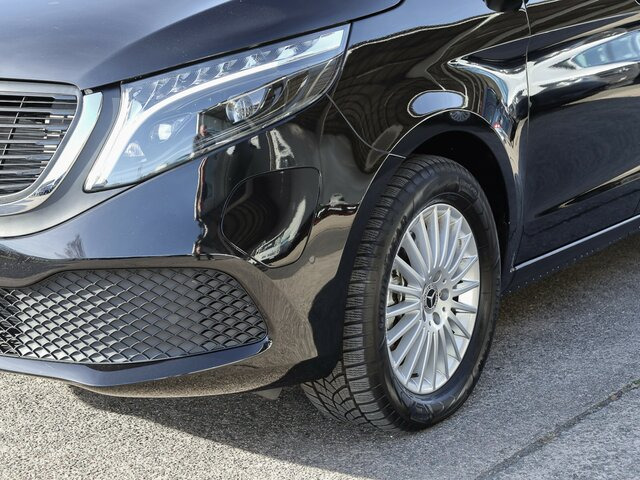 MERCEDES-BENZ EQV 300 Avantgarde Line,lang,7Sitze,2xKlima,LED... - Furgoneta de pasajeros, Furgoneta eléctrica: foto 2 MERCEDES-BENZ EQV 300 Avantgarde Line,lang,7Sitze,2xKlima,LED... - Furgoneta de pasajeros, Furgoneta eléctrica: foto 2