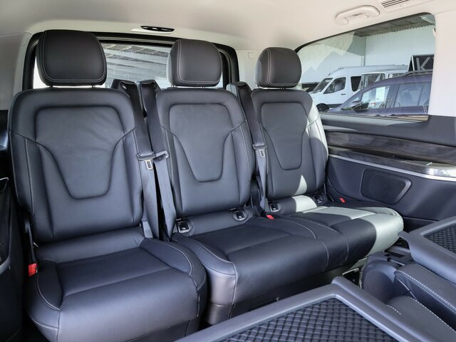 MERCEDES-BENZ EQV 300 Avantgarde,lang,7Sitze,2Schiebetüren - Furgoneta de pasajeros, Furgoneta eléctrica: foto 3 MERCEDES-BENZ EQV 300 Avantgarde,lang,7Sitze,2Schiebetüren - Furgoneta de pasajeros, Furgoneta eléctrica: foto 3