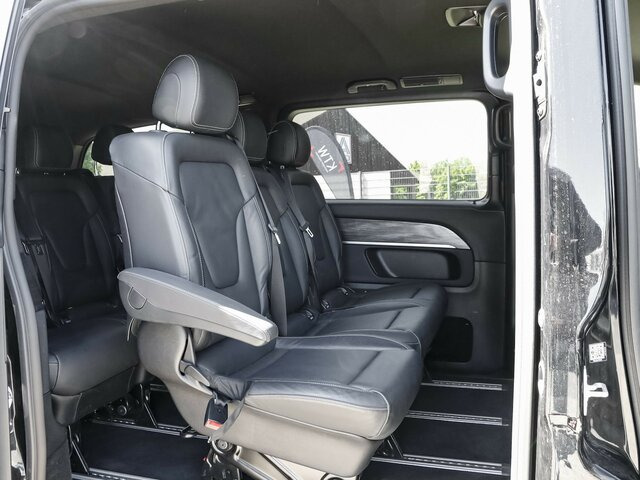 MERCEDES-BENZ EQV 300 Extralang,Avantgarde,8Sitze,2elektr.Tür - Minibús, Autobús eléctrico: foto 4 MERCEDES-BENZ EQV 300 Extralang,Avantgarde,8Sitze,2elektr.Tür - Minibús, Autobús eléctrico: foto 4