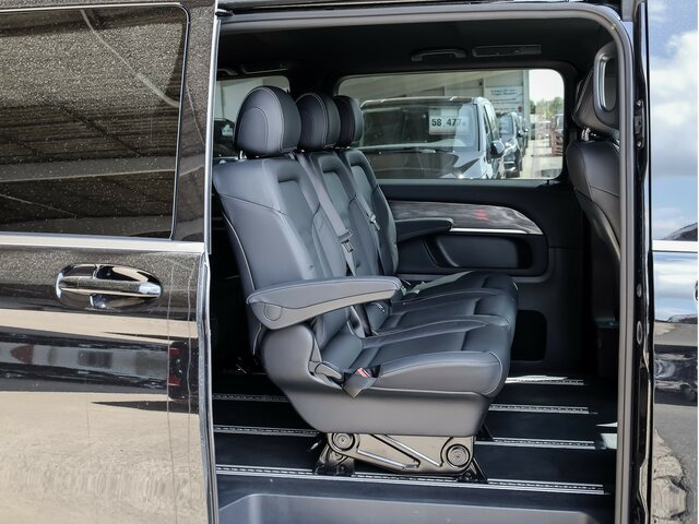 MERCEDES-BENZ EQV 300 Extralang,Avantgarde,8Sitze,2xelektr.Tür - Furgoneta de pasajeros, Furgoneta eléctrica: foto 4 MERCEDES-BENZ EQV 300 Extralang,Avantgarde,8Sitze,2xelektr.Tür - Furgoneta de pasajeros, Furgoneta eléctrica: foto 4