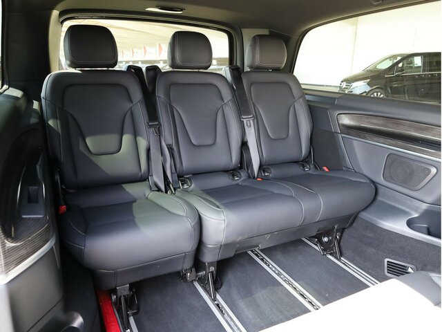 MERCEDES-BENZ EQV 300 Extralang,Avantgarde,8Sitze,2xelektr.Tür - Furgoneta de pasajeros, Furgoneta eléctrica: foto 4 MERCEDES-BENZ EQV 300 Extralang,Avantgarde,8Sitze,2xelektr.Tür - Furgoneta de pasajeros, Furgoneta eléctrica: foto 4