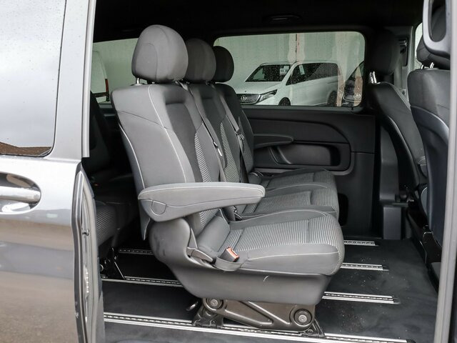 MERCEDES-BENZ EQV 300 ang,8Sitzer,2xSchiebetür,360°Kamera... - Furgoneta de pasajeros, Furgoneta eléctrica: foto 5 MERCEDES-BENZ EQV 300 ang,8Sitzer,2xSchiebetür,360°Kamera... - Furgoneta de pasajeros, Furgoneta eléctrica: foto 5