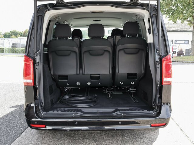 MERCEDES-BENZ EQV 300 lang,7Sitze,2xKlima,2xSchiebetür el.,LED... - Furgoneta de pasajeros, Furgoneta eléctrica: foto 2 MERCEDES-BENZ EQV 300 lang,7Sitze,2xKlima,2xSchiebetür el.,LED... - Furgoneta de pasajeros, Furgoneta eléctrica: foto 2