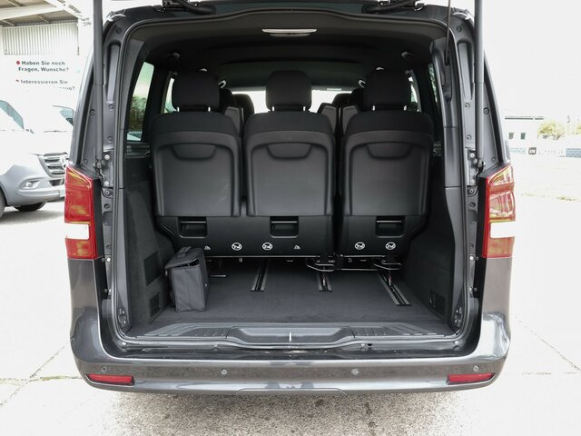 MERCEDES-BENZ EQV 300 lang,8Sitzer,2xSchiebetür,360°Kamera... - Minibús, Autobús eléctrico: foto 2 MERCEDES-BENZ EQV 300 lang,8Sitzer,2xSchiebetür,360°Kamera... - Minibús, Autobús eléctrico: foto 2