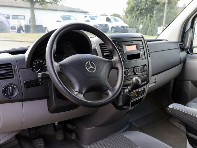 MERCEDES-BENZ Sprinter 316CDI DOKA,Allrad,AHK,TCO,Standhzg. - Furgoneta caja abierta, Furgoneta combi: foto 4 MERCEDES-BENZ Sprinter 316CDI DOKA,Allrad,AHK,TCO,Standhzg. - Furgoneta caja abierta, Furgoneta combi: foto 4