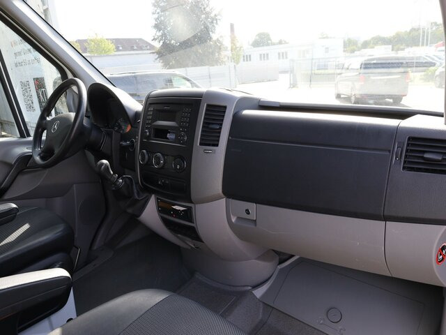MERCEDES-BENZ Sprinter 316CDI DOKA,Allrad,AHK,TCO,Standhzg. - Furgoneta con lona, Furgoneta combi: foto 3 MERCEDES-BENZ Sprinter 316CDI DOKA,Allrad,AHK,TCO,Standhzg. - Furgoneta con lona, Furgoneta combi: foto 3