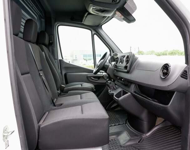 MERCEDES-BENZ Sprinter 317 CDI Kasten,L2H2,MBUX,Kamera - Furgón: foto 3 MERCEDES-BENZ Sprinter 317 CDI Kasten,L2H2,MBUX,Kamera - Furgón: foto 3