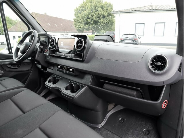 MERCEDES-BENZ Sprinter 317 Maxi,9GTronic,MBUX,Kamera - Furgón: foto 4 MERCEDES-BENZ Sprinter 317 Maxi,9GTronic,MBUX,Kamera - Furgón: foto 4