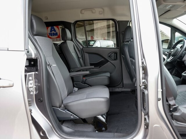 Furgoneta de pasajeros MERCEDES-BENZ T 180 Progressive,AMF Rollstuhlrampe,LED,Navi: foto 17