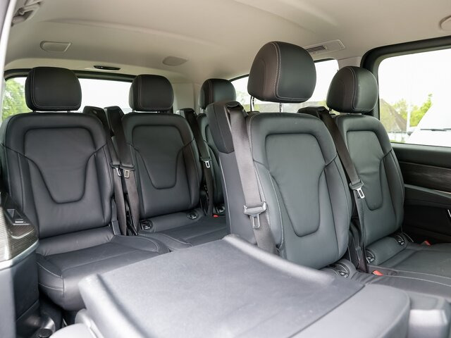 MERCEDES-BENZ V 300 Avantgarde,Extralang,2xSchiebetür el.,AHK... - Furgoneta de pasajeros: foto 4 MERCEDES-BENZ V 300 Avantgarde,Extralang,2xSchiebetür el.,AHK... - Furgoneta de pasajeros: foto 4