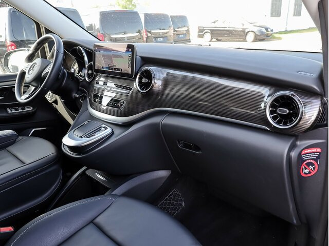 Minibús, Furgoneta de pasajeros MERCEDES-BENZ V 300 Avantgarde,Extralang,2xSchiebetür el.,AHK: foto 7