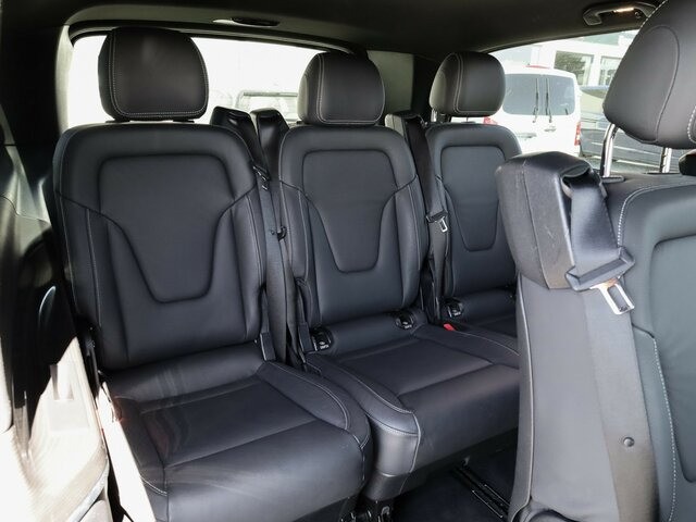MERCEDES-BENZ V 300 Avantgarde Extralang,2xSchiebetür elektr. - Furgoneta de pasajeros: foto 4 MERCEDES-BENZ V 300 Avantgarde Extralang,2xSchiebetür elektr. - Furgoneta de pasajeros: foto 4