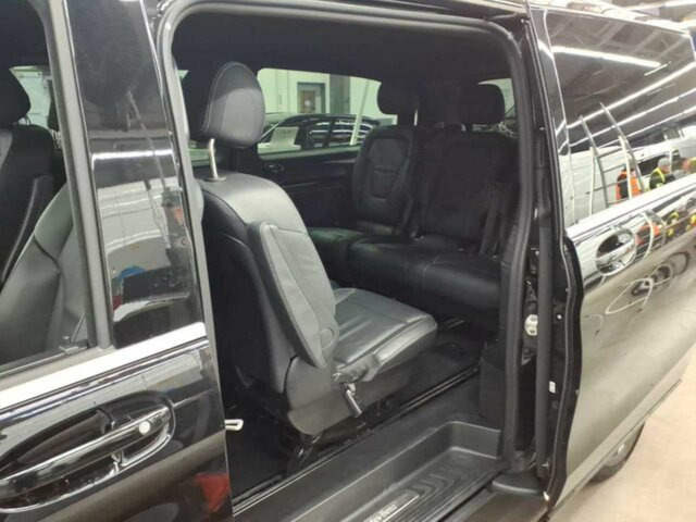 Furgoneta de pasajeros MERCEDES-BENZ V 300 Avantgarde Extralang,2xSchiebetür elektr....: foto 18 Furgoneta de pasajeros MERCEDES-BENZ V 300 Avantgarde Extralang,2xSchiebetür elektr....: foto 18