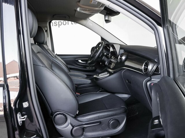 MERCEDES-BENZ V 300 Edition Extralang,2Schiebetür el.,8Sitzer - Minibús, Furgoneta de pasajeros: foto 5 MERCEDES-BENZ V 300 Edition Extralang,2Schiebetür el.,8Sitzer - Minibús, Furgoneta de pasajeros: foto 5