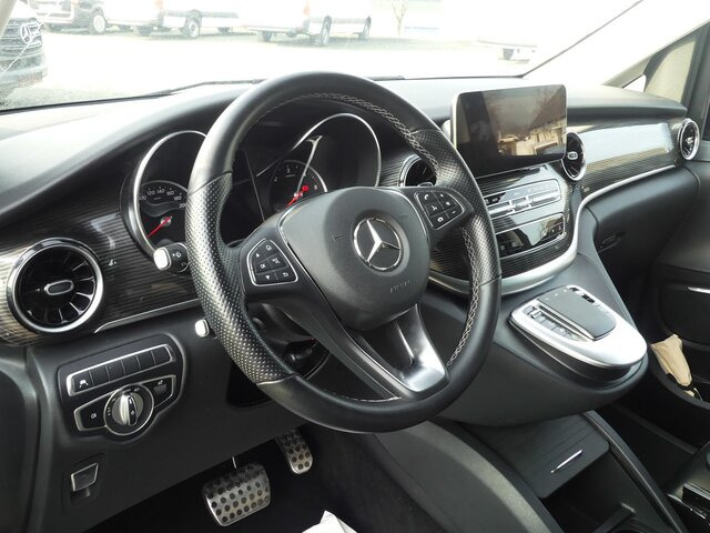 MERCEDES-BENZ V 300 Edition Extralang,2xSchiebetür el.,8Sitzer - Minibús, Furgoneta de pasajeros: foto 4 MERCEDES-BENZ V 300 Edition Extralang,2xSchiebetür el.,8Sitzer - Minibús, Furgoneta de pasajeros: foto 4