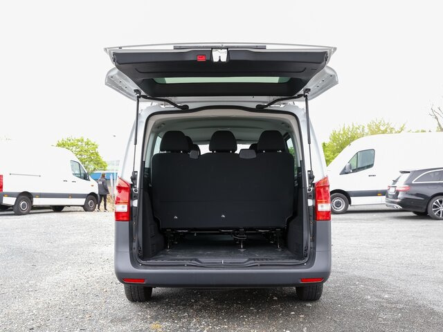 MERCEDES-BENZ Vito 111 TourerPro,lang,8Sitzer,Klima,Standhzg. - Minibús, Furgoneta de pasajeros: foto 2 MERCEDES-BENZ Vito 111 TourerPro,lang,8Sitzer,Klima,Standhzg. - Minibús, Furgoneta de pasajeros: foto 2