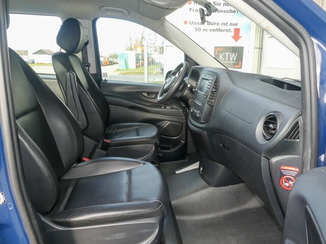 MERCEDES-BENZ Vito 114 TourerPro,Allrad,Automatik,8Sitzer - Furgoneta de pasajeros: foto 2 MERCEDES-BENZ Vito 114 TourerPro,Allrad,Automatik,8Sitzer - Furgoneta de pasajeros: foto 2