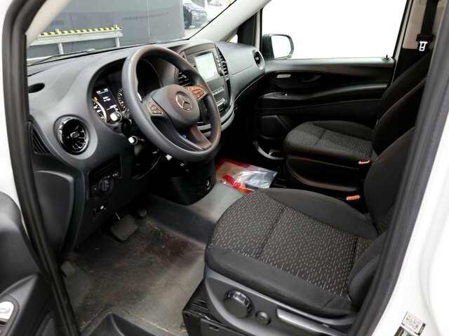 MERCEDES-BENZ Vito 114 TourerPro,Extralang,8Sitzer,Automatik... - Minibús, Furgoneta de pasajeros: foto 2 MERCEDES-BENZ Vito 114 TourerPro,Extralang,8Sitzer,Automatik... - Minibús, Furgoneta de pasajeros: foto 2